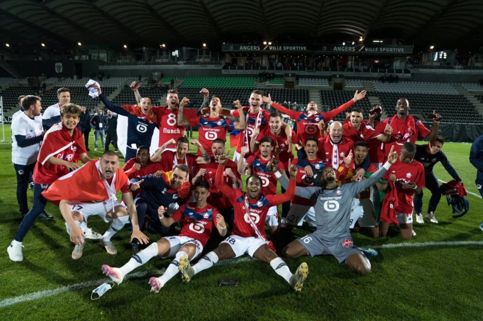 球到底角 球到底角